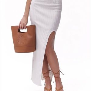 Simon Miller rib macadamia skirt
Size L